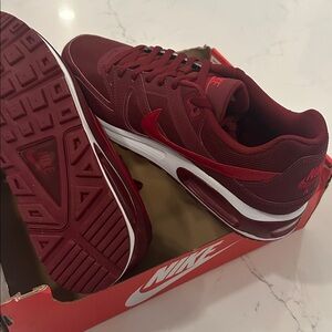 Nike Air Max Command in Bold Red